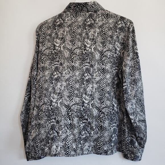 Snakeskin long sleeve silk blouse size Medium - Picture 3 of 5